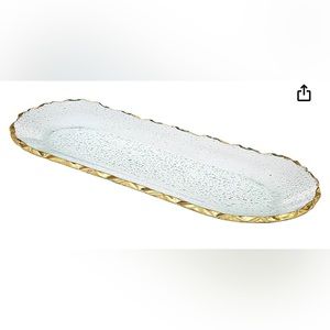 Oval serving tray